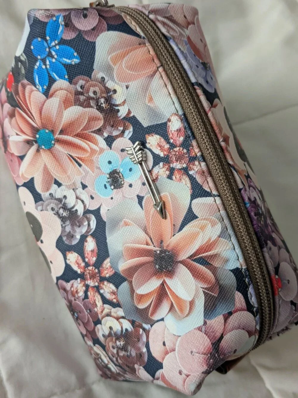 Stella & Dot Cosmetic Travel Pouf Pouch Floral Coquette Print Vegan Leather